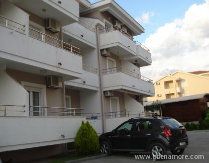 Sun Villag, privatni smeštaj u mestu Djenović, Crna Gora